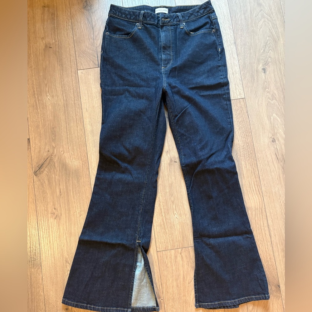 Oliver Logan Women's Dark Blue Flared Jeans sz 29